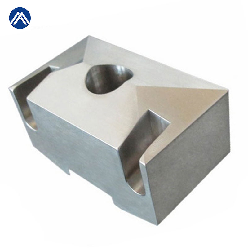 淺析手板模型制作在工業設計流程不同階段的重