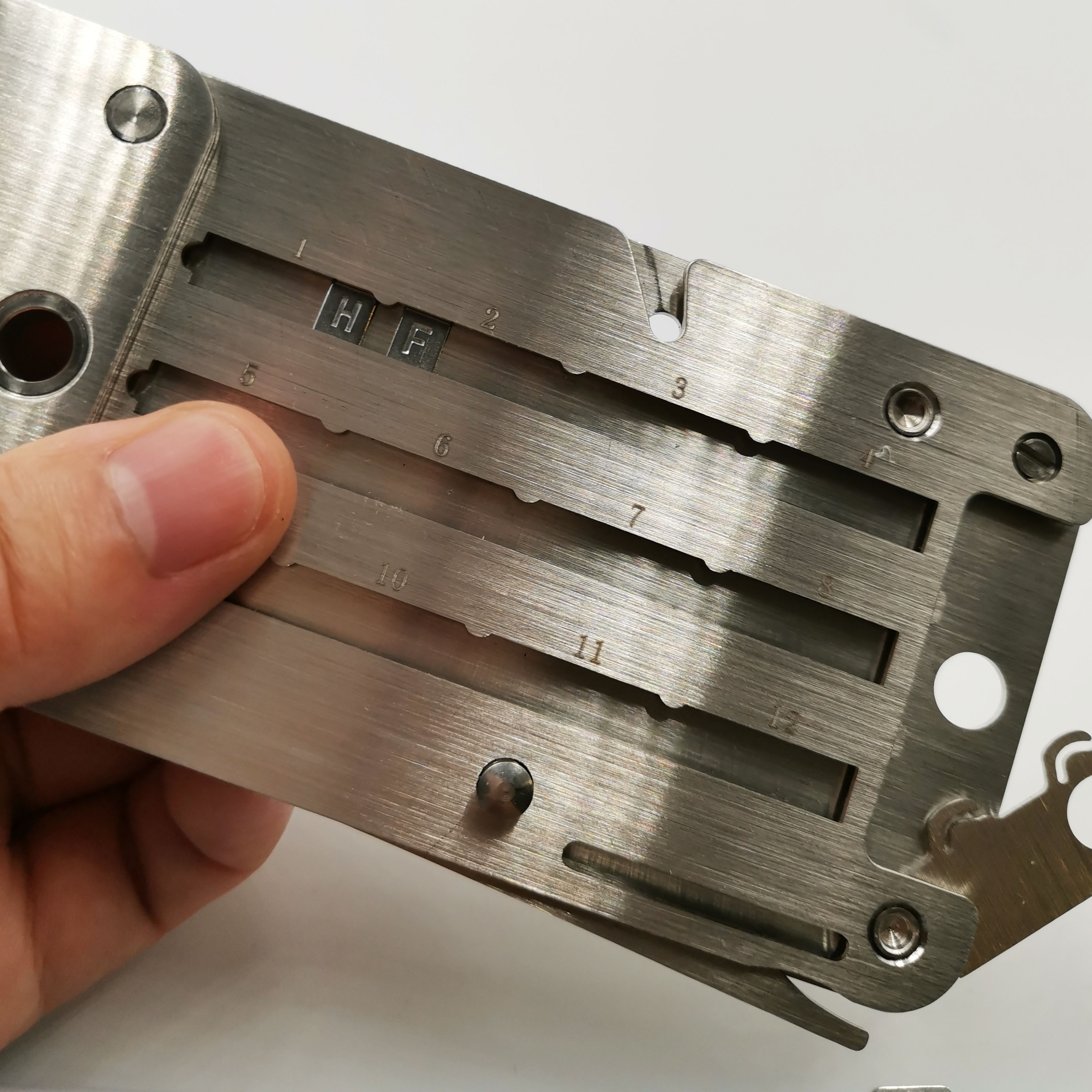 為什么說手板模型制作是開模前期的重要工作